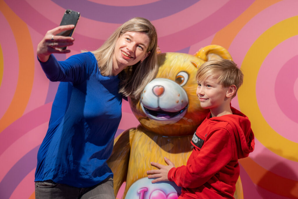 Be Your Selfie Tour